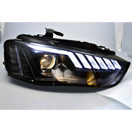 Audi A4 B8 8K 2011-2015 Fari Anteriori LED Matrix Nero H7