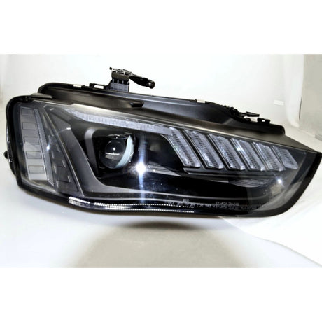 Audi A4 B8 8K 2011-2015 Fari Anteriori LED Matrix Nero H7