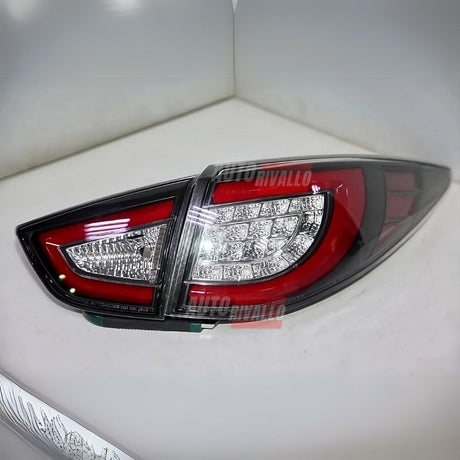 Hyundai IX35 2010-2013 Fari Posteriori LED Lightube Neri