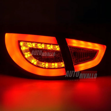 Hyundai IX35 2010-2013 Fari Posteriori LED Lightube Neri