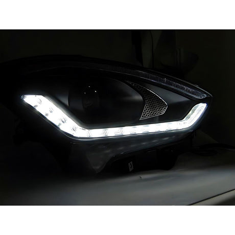 Suzuki Swift VI 2017-2023 Fari Anteriori a LED Lightube Neri